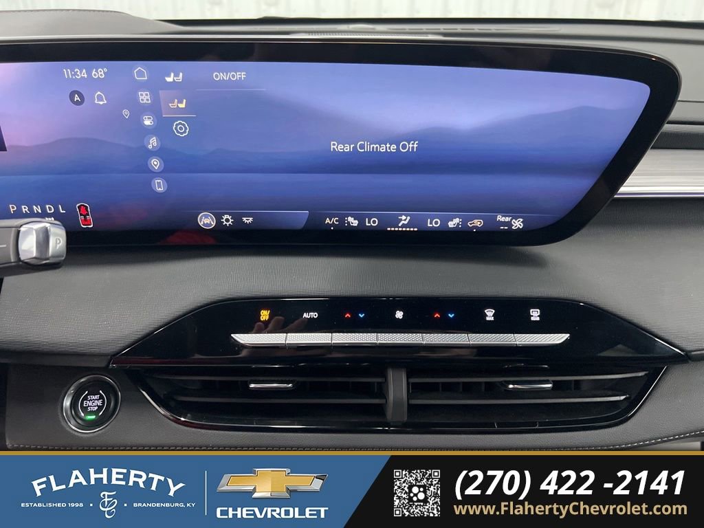 Used 2025 Buick Enclave Preferred AWD/4WD image 30