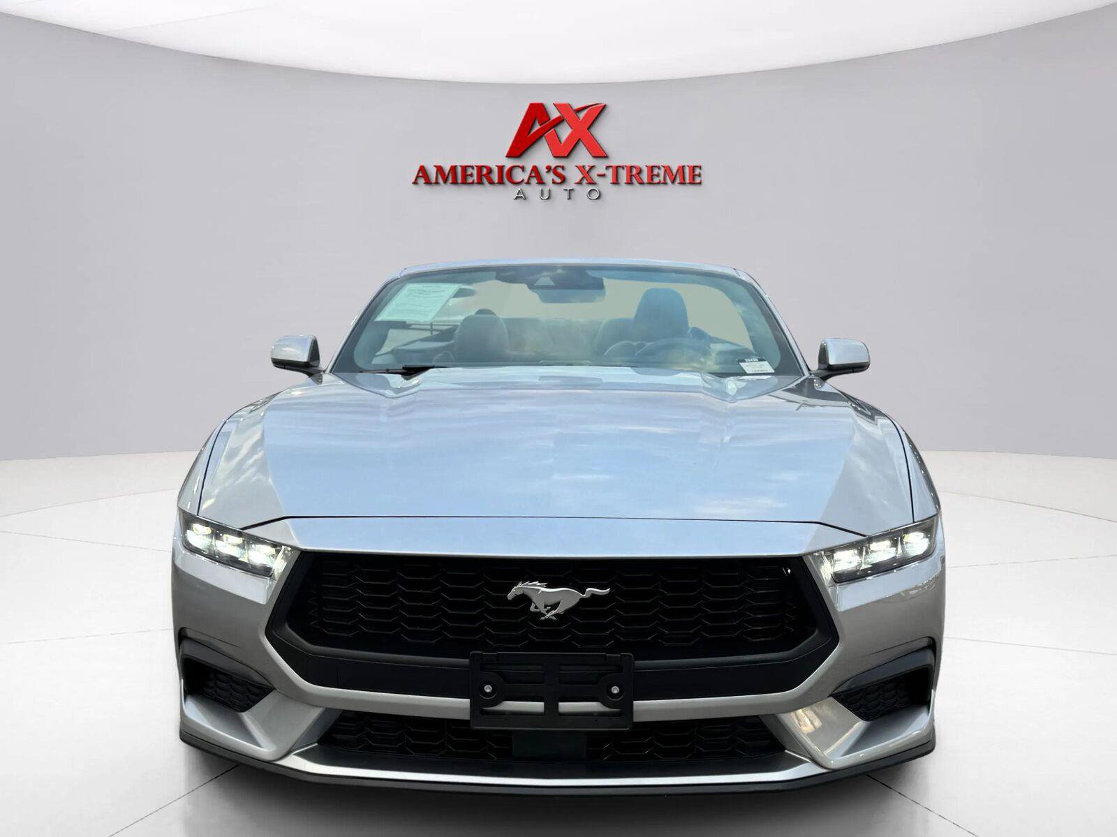 Used 2025 Ford Mustang Premium RWD image 17