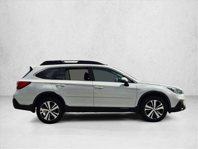 Used 2019 Subaru Outback 3.6R Limited w/ Popular Package #2 image 4