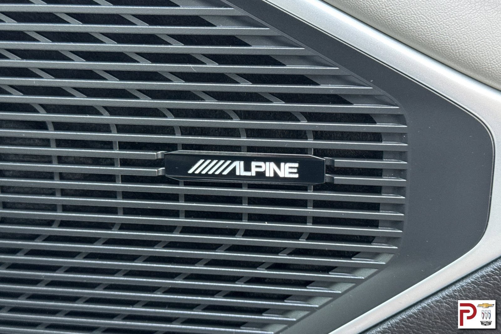Used 2023 Jeep Wagoneer 4WD w/ Premium Group I image 24