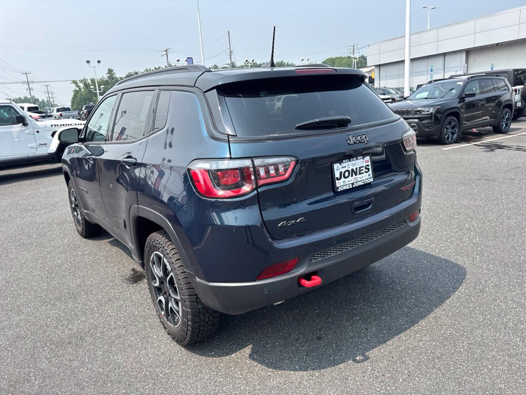 New 2026 Jeep Compass Trailhawk AWD/4WD image 7