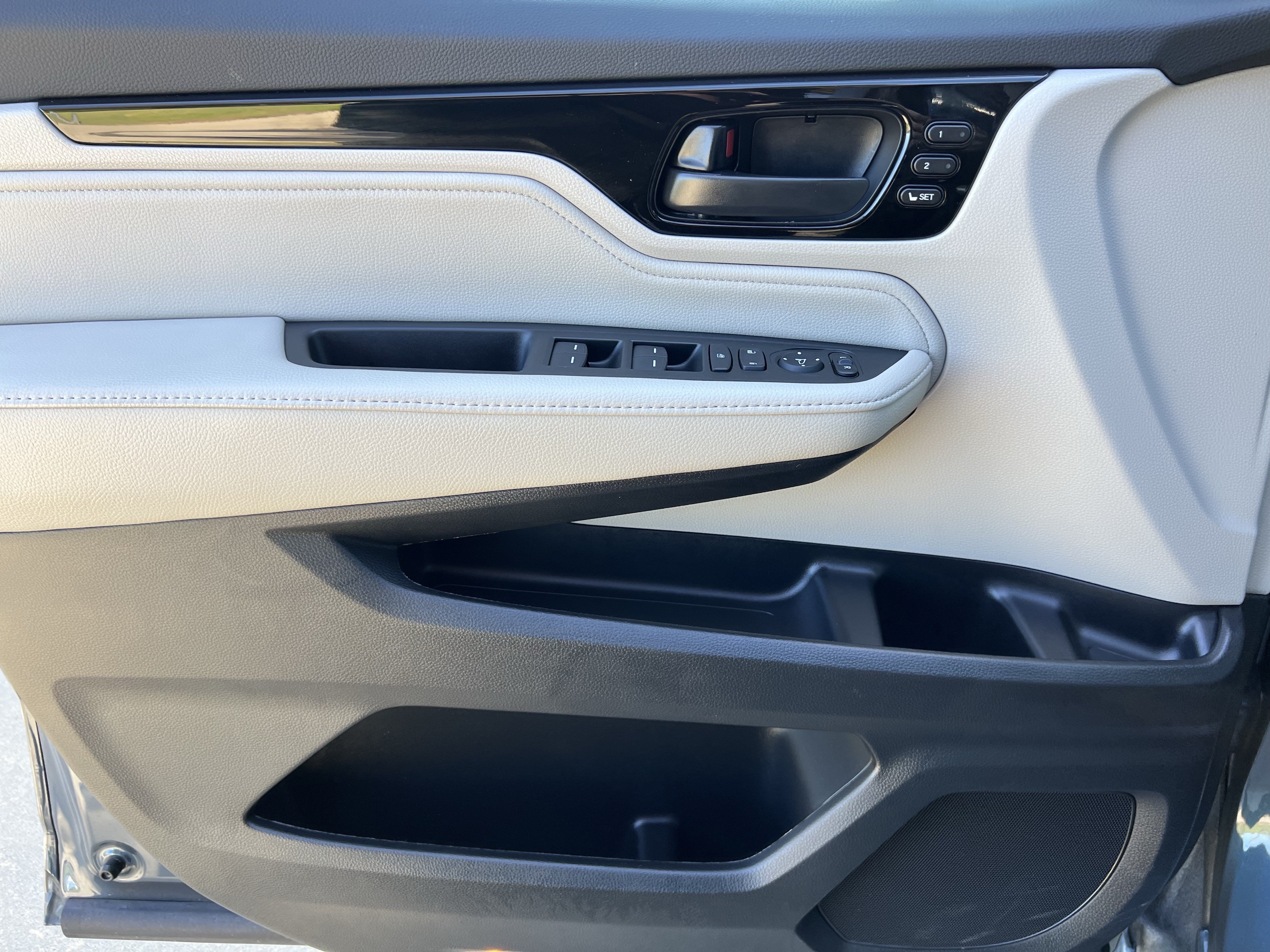 Used 2025 Honda Odyssey Touring image 14