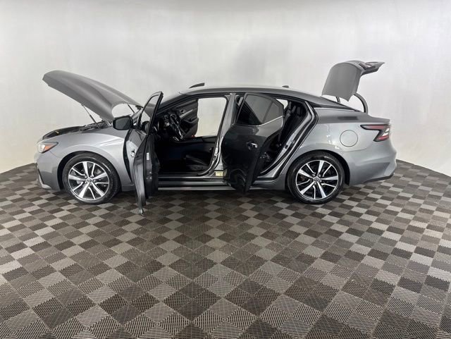 Used 2021 Nissan Maxima 3.5 SV w/ Floor Mat Group FWD image 9