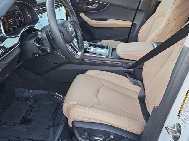 Certified 2025 Audi Q7 3.0T Prestige AWD/4WD image 9