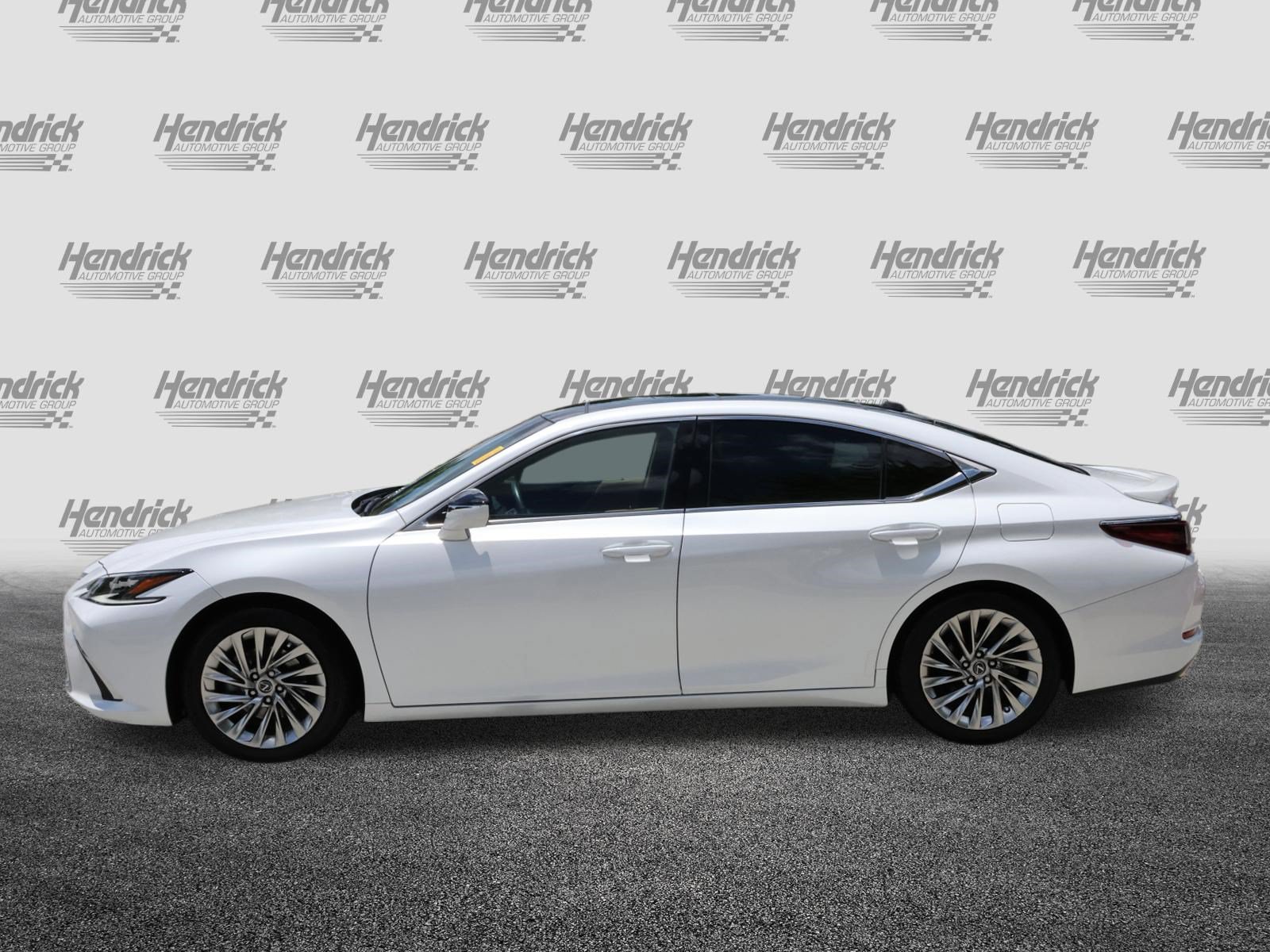 Used 2022 Lexus ES 350 Ultra Luxury w/ Accessory Package 2 FWD image 6