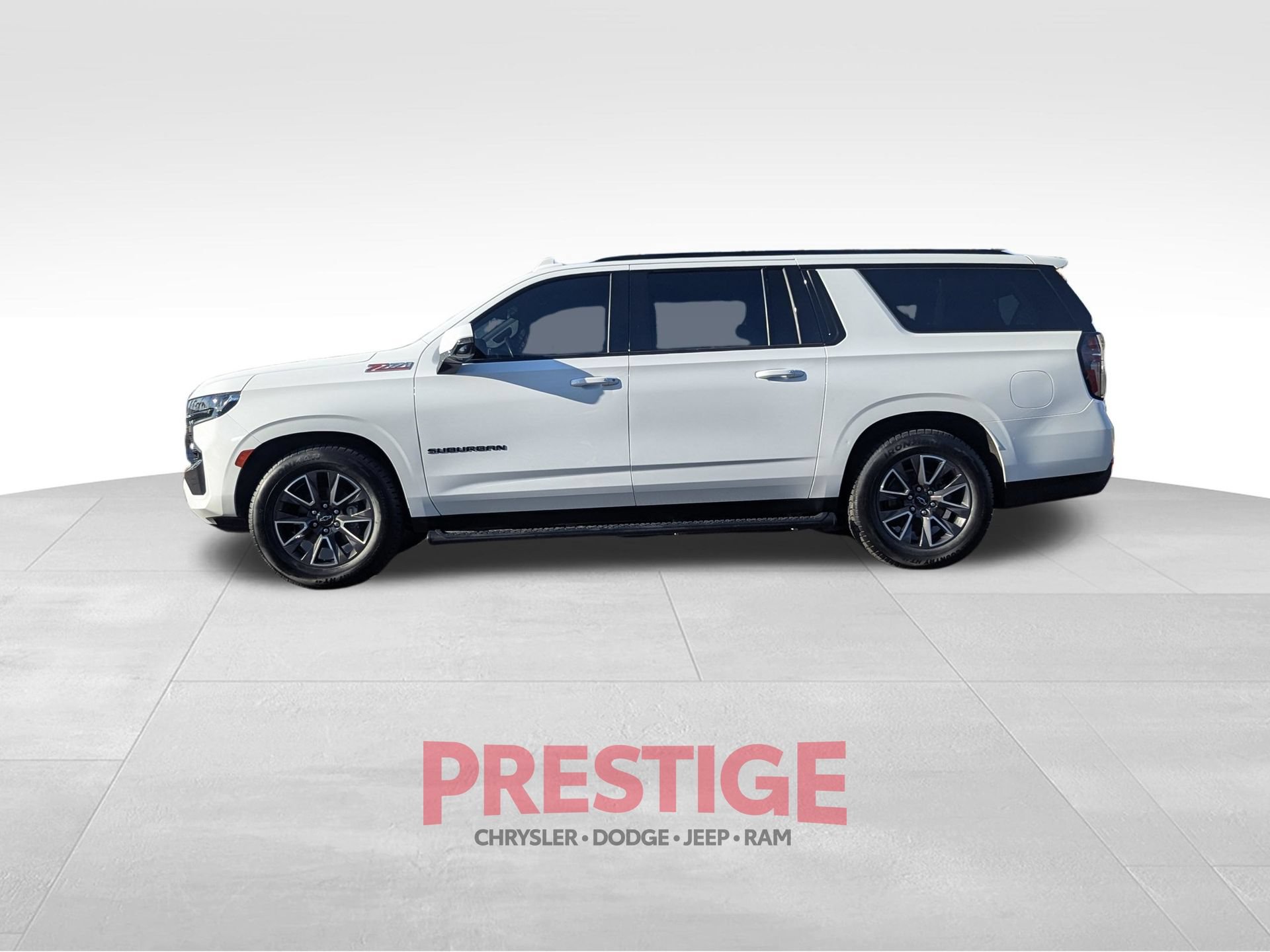 Used 2021 Chevrolet Suburban Z71 w/ Z71 Off-Road Package AWD/4WD image 16