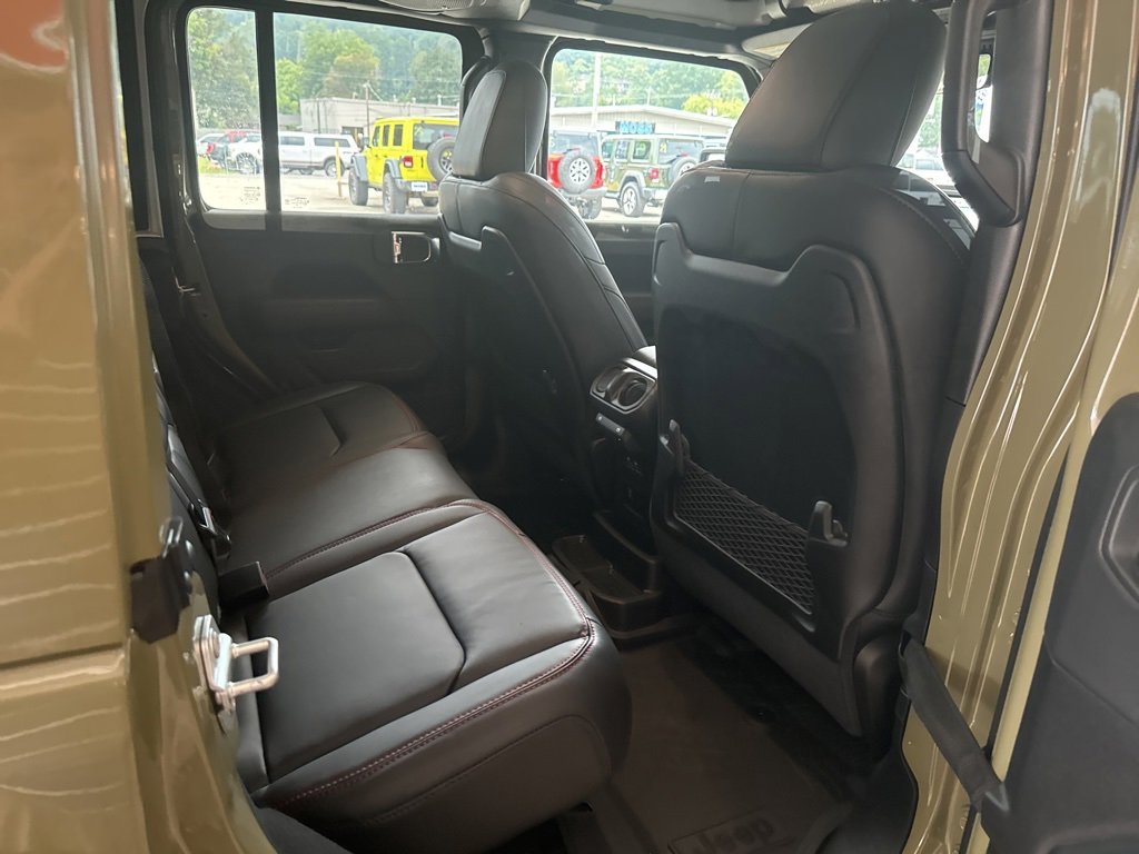 New 2025 Jeep Wrangler Unlimited Rubicon image 21