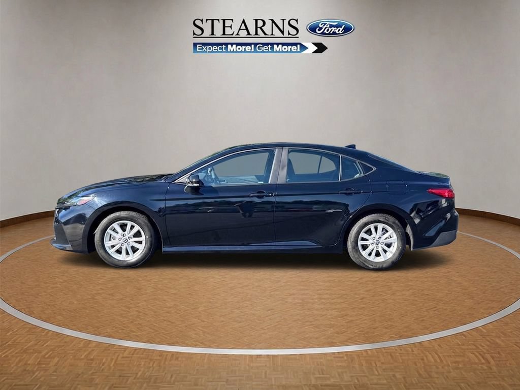 Used 2025 Toyota Camry LE FWD image 3