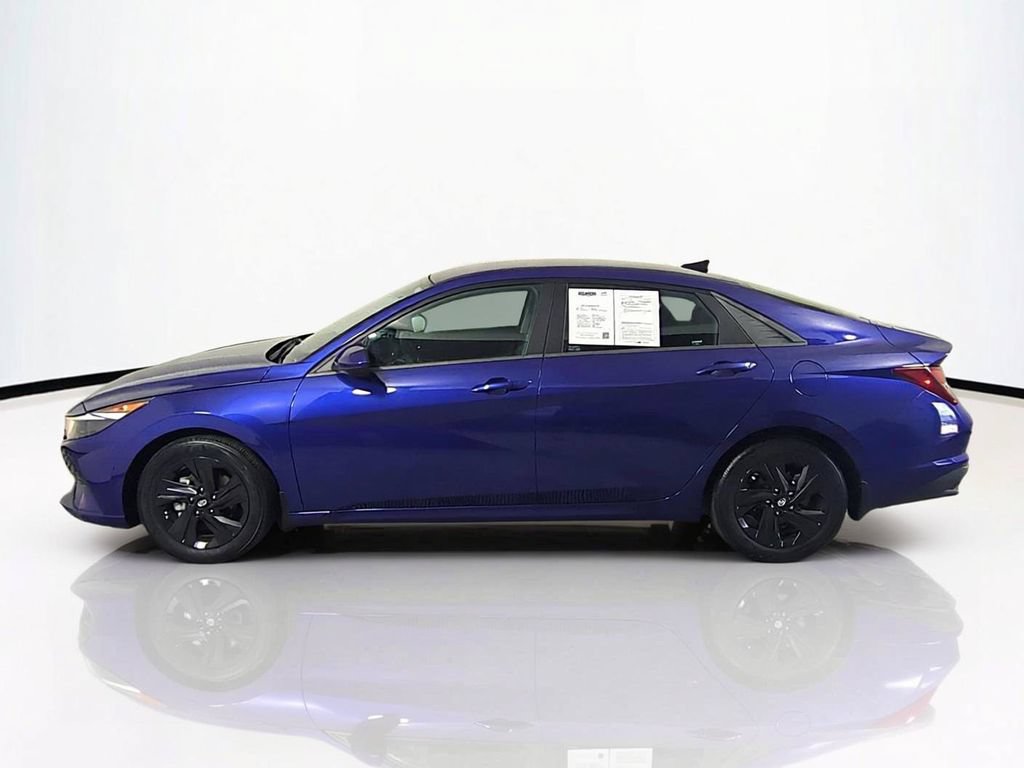 Used 2023 Hyundai Elantra SEL FWD image 8