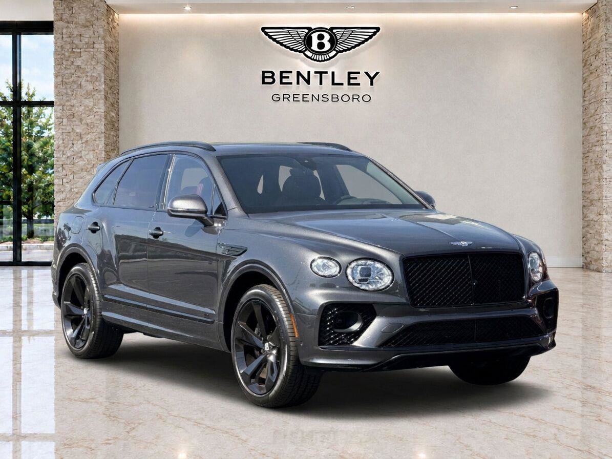 Used 2022 Bentley Bentayga AWD/4WD image 2