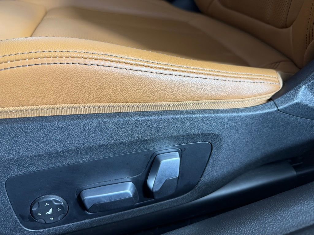 Used 2023 BMW M440i M440i w/ Premium Package image 22