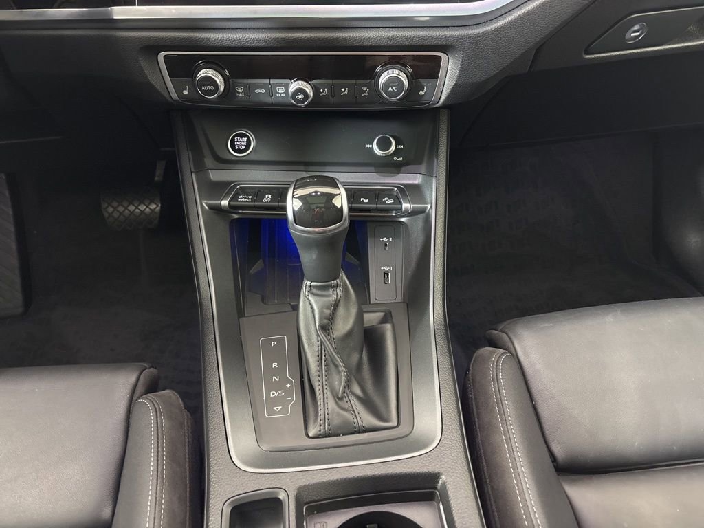 Used 2021 Audi Q3 2.0T Premium Plus w/ Premium Plus Package image 26