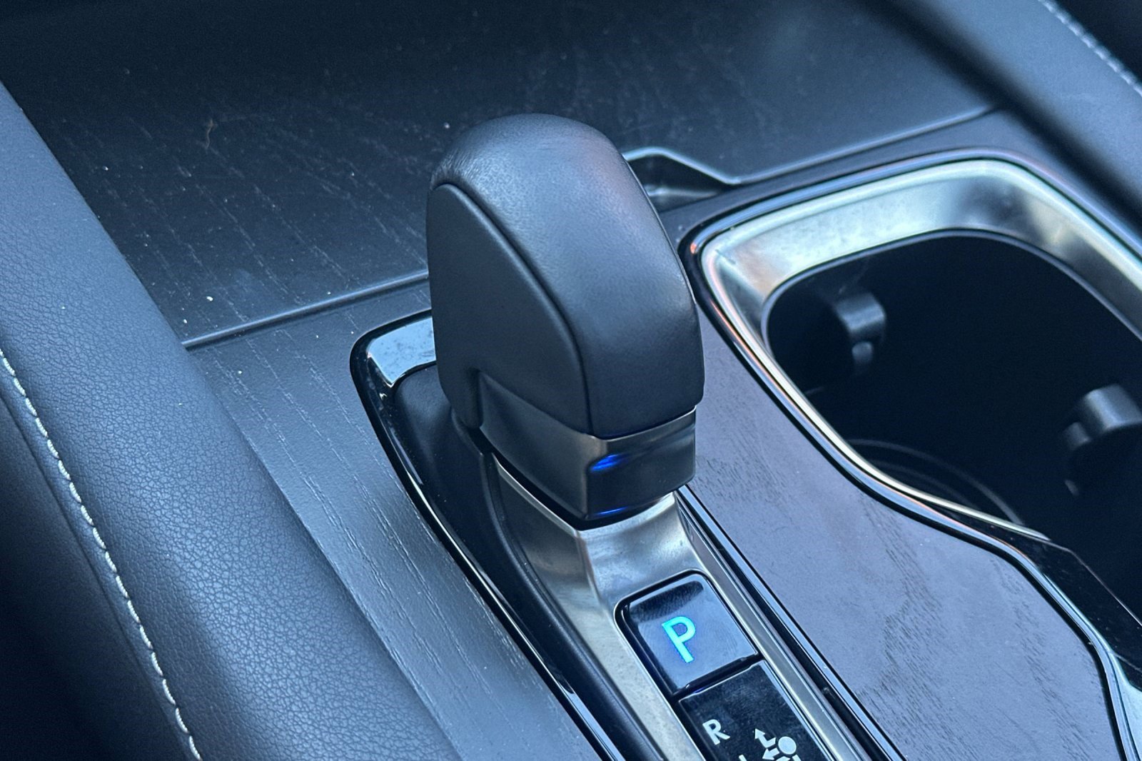 Certified 2024 Lexus RX 450h AWD w/ Luxury Package image 28