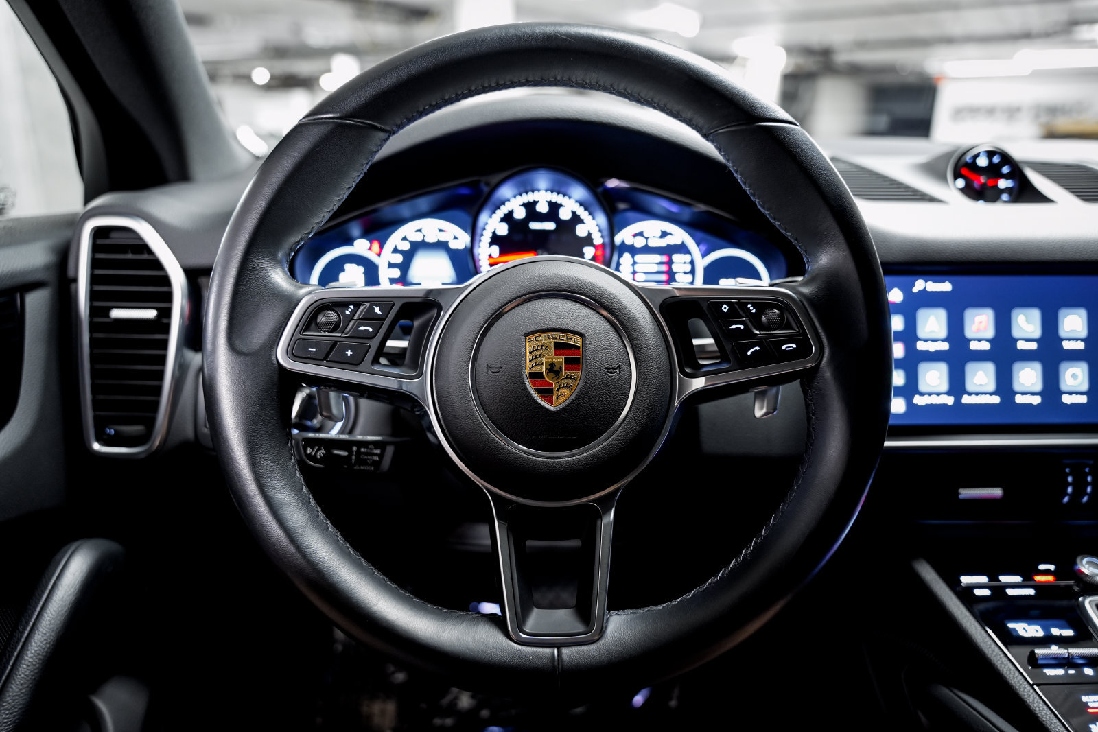 Used 2023 Porsche Cayenne Platinum Edition AWD/4WD image 10