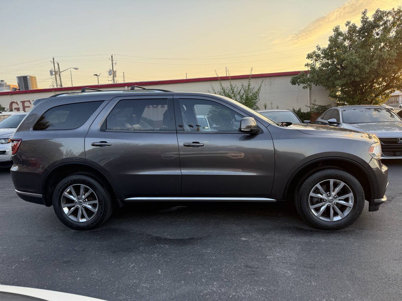 Used 2014 Dodge Durango Limited w/ Nav & Power Liftgate Group AWD/4WD image 6
