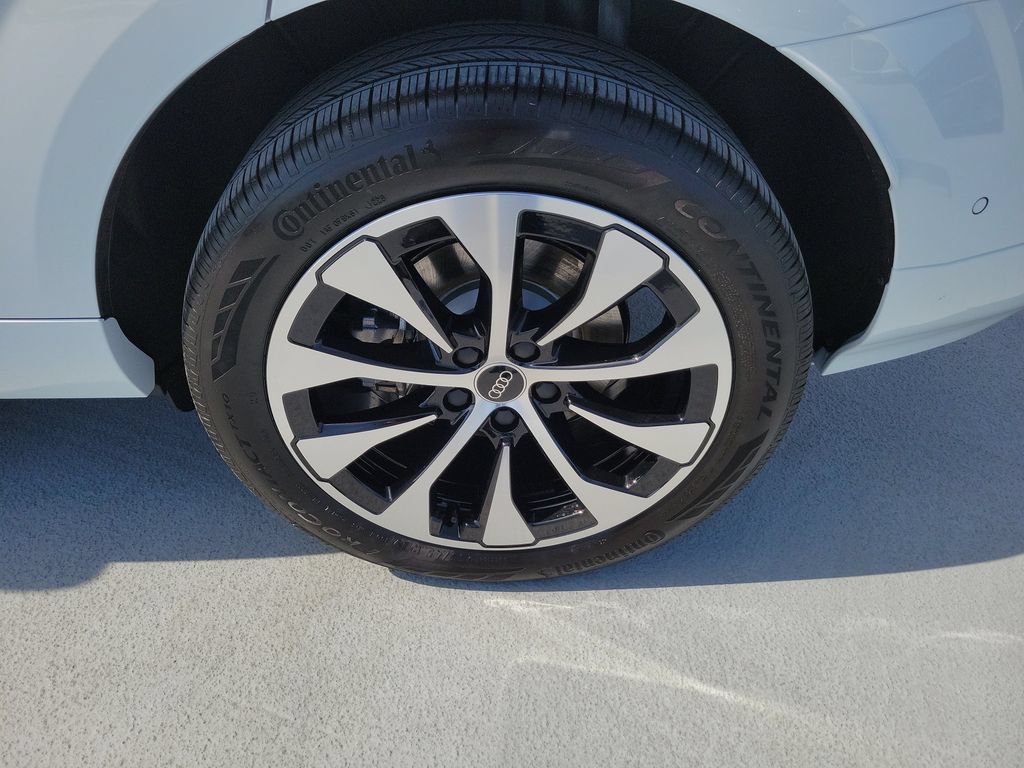 New 2026 Audi Q3 quattro 2.0T AWD/4WD image 29