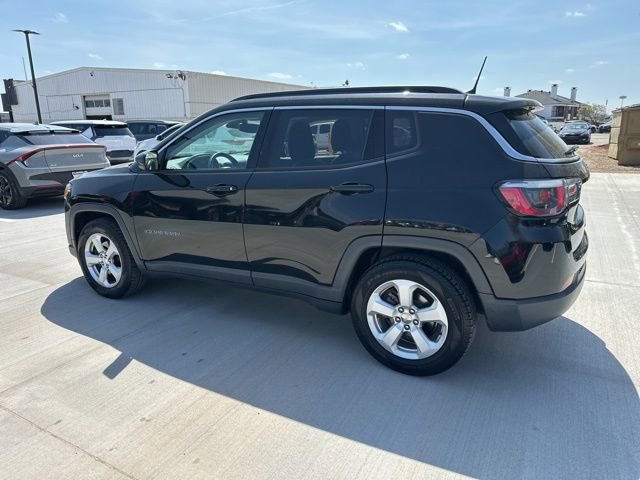 Used 2018 Jeep Compass Latitude w/ Popular Equipment Group image 14