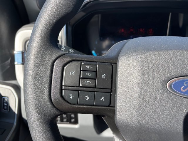 New 2026 Ford F350 XLT w/ XLT Premium Package AWD/4WD image 18