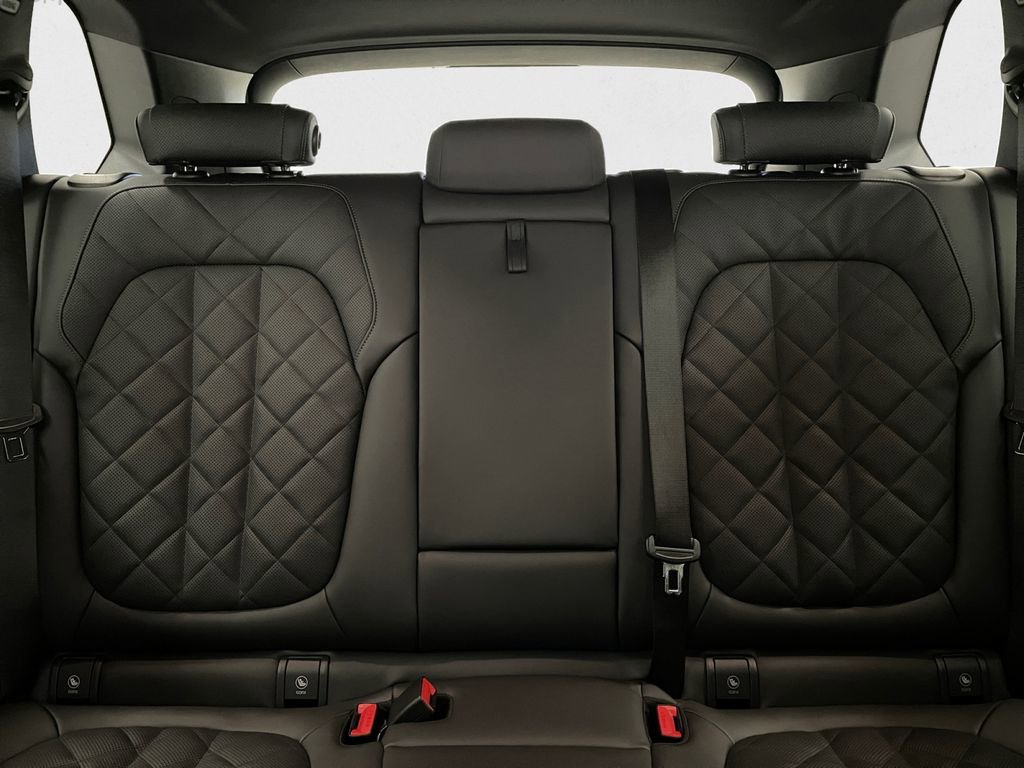 New 2026 BMW X5 M60i AWD/4WD image 13