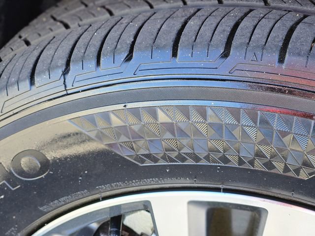 Certified 2025 Nissan Pathfinder SL image 11