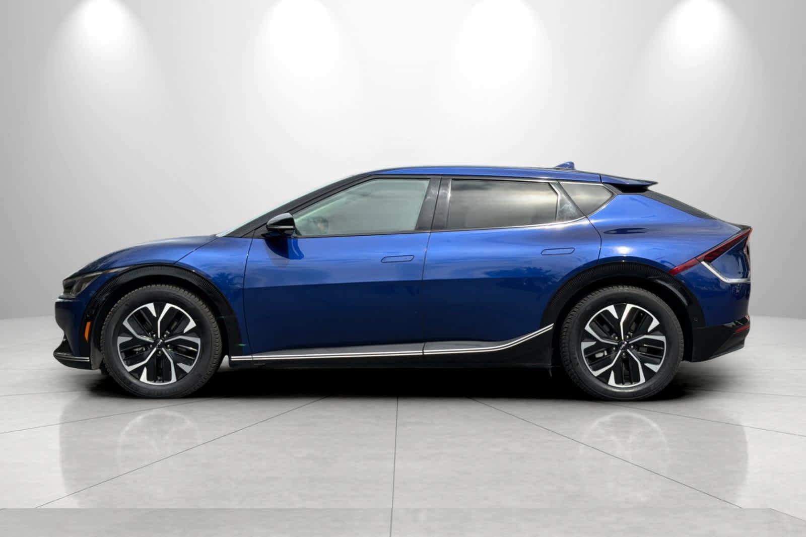 Used 2022 Kia EV6 Wind w/ Wind Technology Package AWD/4WD image 5