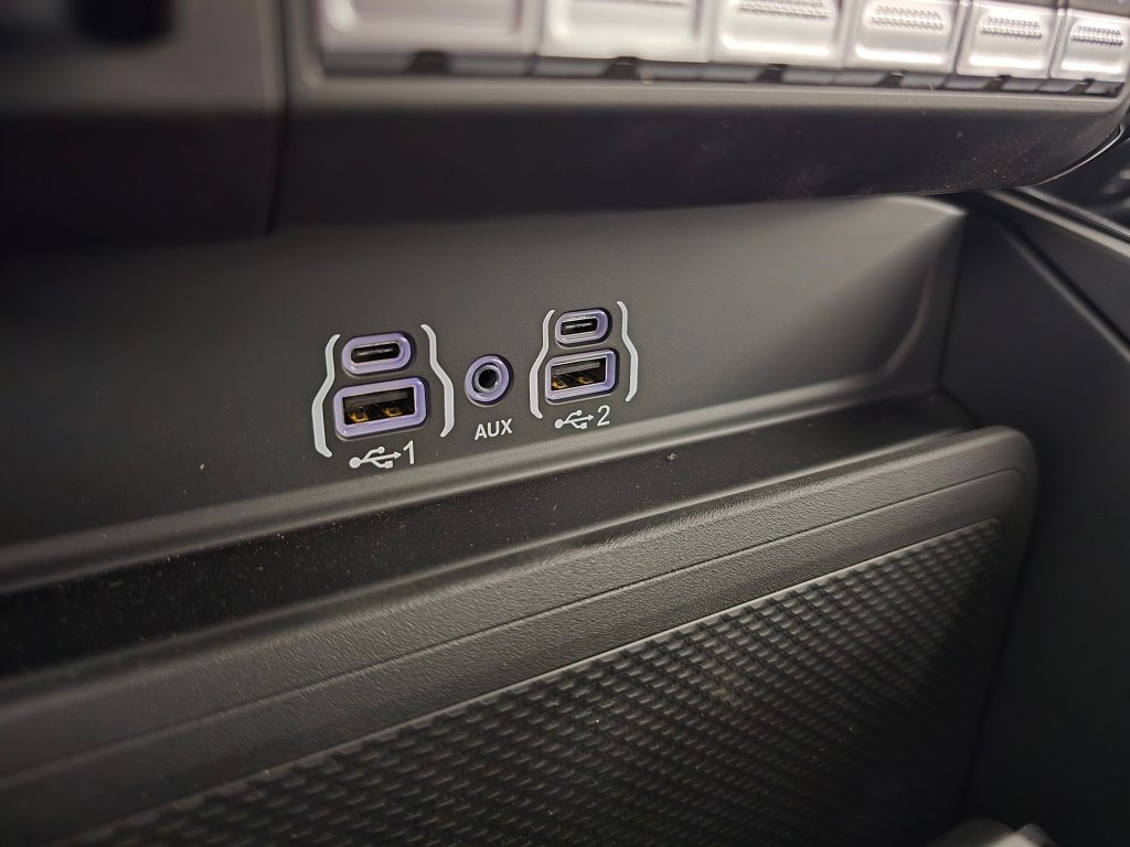 New 2026 RAM 3500 Big Horn AWD/4WD image 32