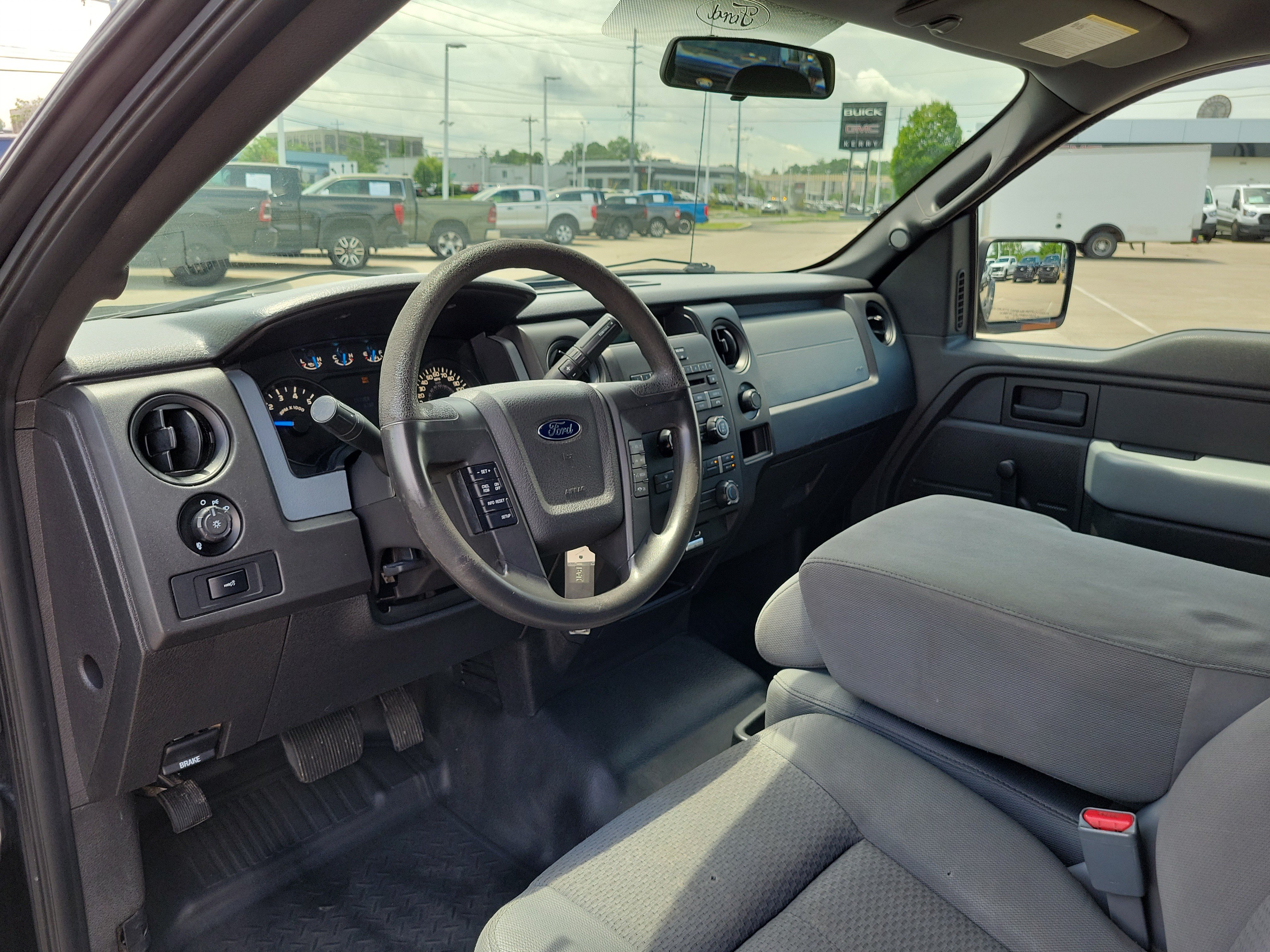 Used 2014 Ford F150 STX w/ Equipment Group 201A Mid RWD image 18
