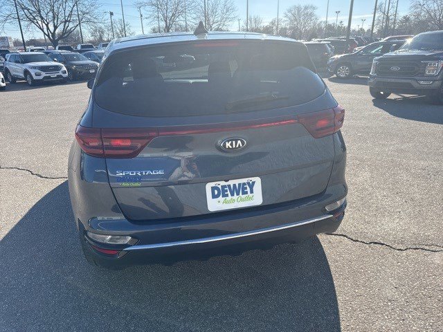 Used 2021 Kia Sportage LX image 4