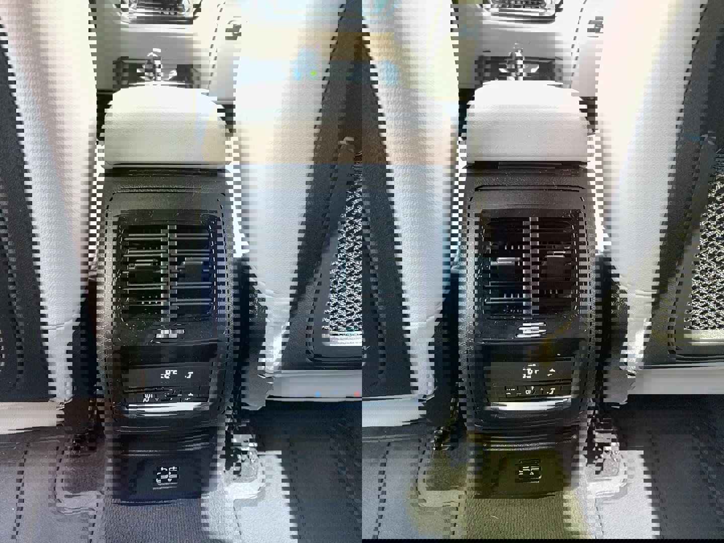 Used 2021 BMW X3 xDrive30i w/ Premium Package image 27