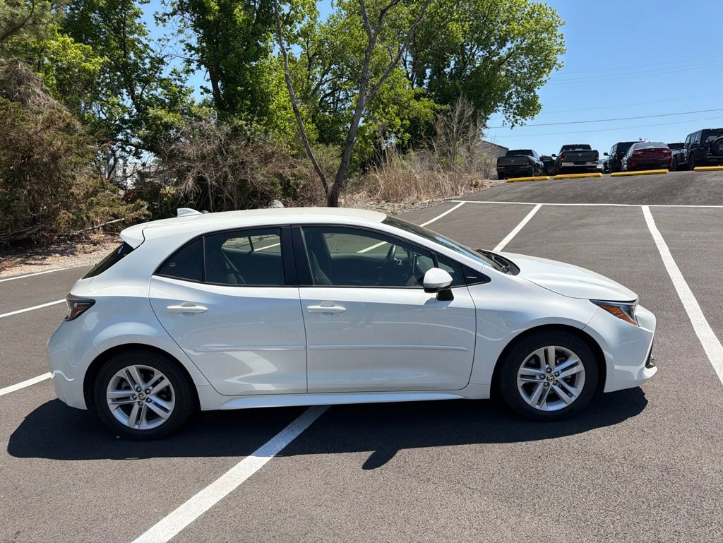 Used 2019 Toyota Corolla SE w/ SE Option Package FWD image 4