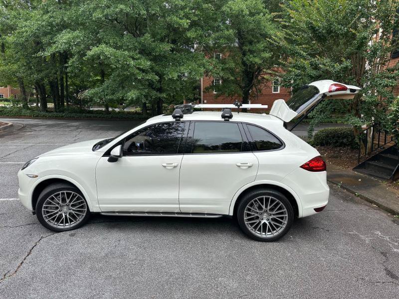 Used 2011 Porsche Cayenne S AWD/4WD image 15