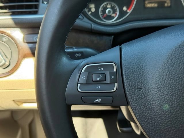 Used 2014 Volkswagen Passat TDI SEL Premium FWD image 31