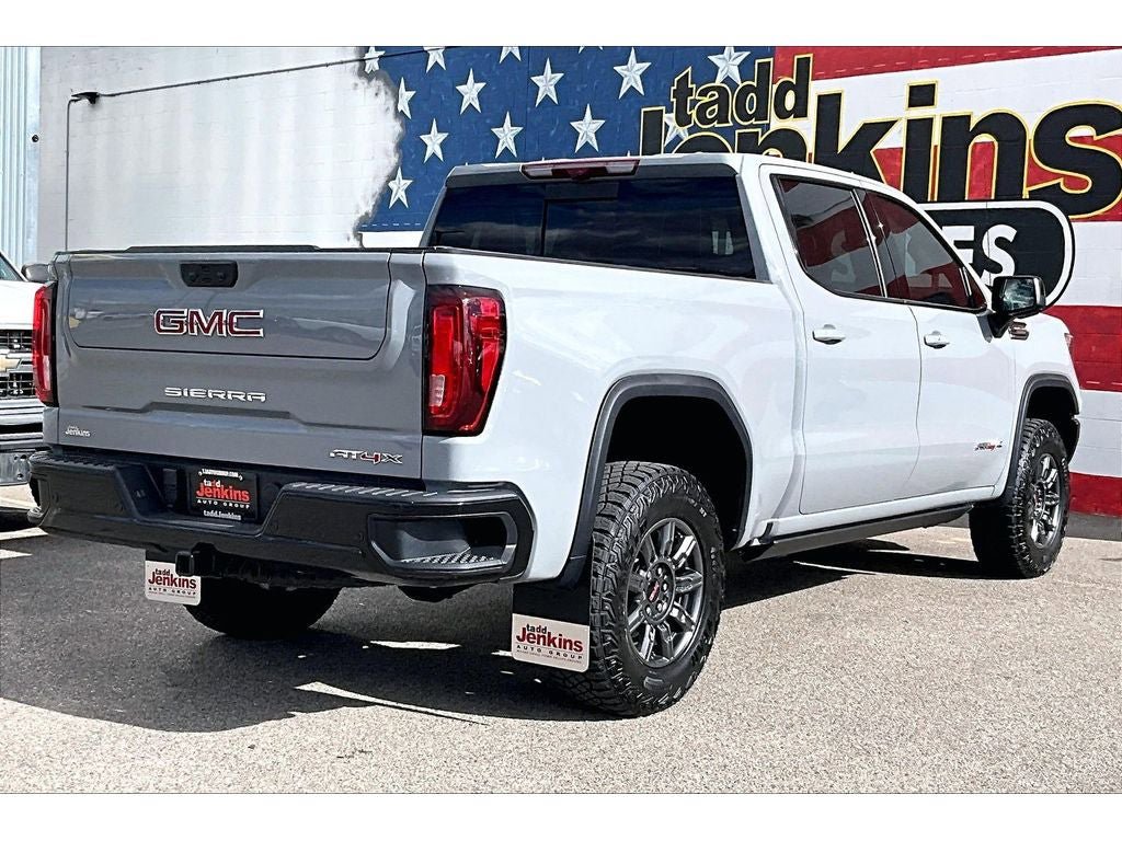 Used 2024 GMC Sierra 1500 AT4X image 2