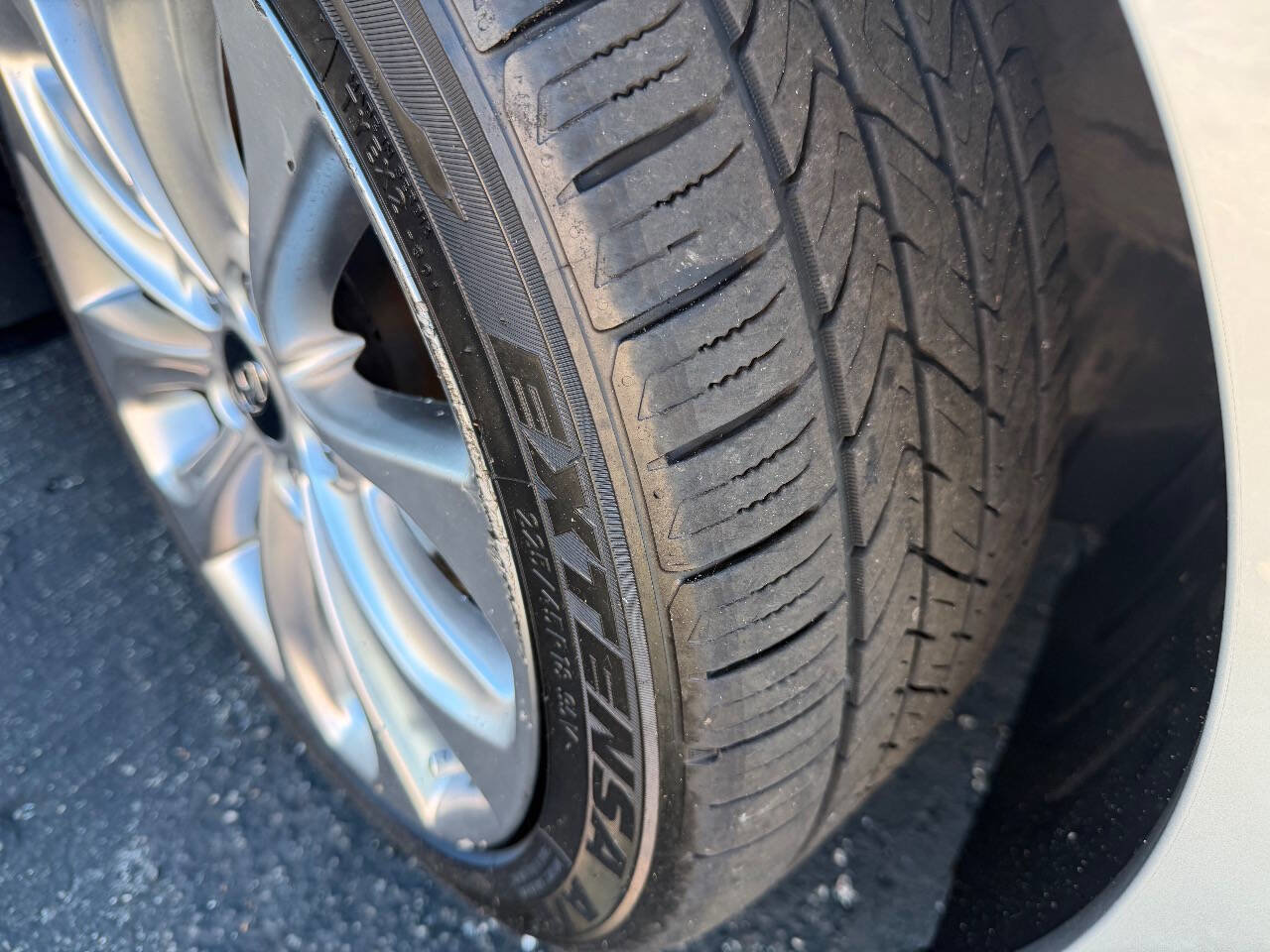 Used 2012 Hyundai Sonata Limited w/ Navigation Pkg image 21