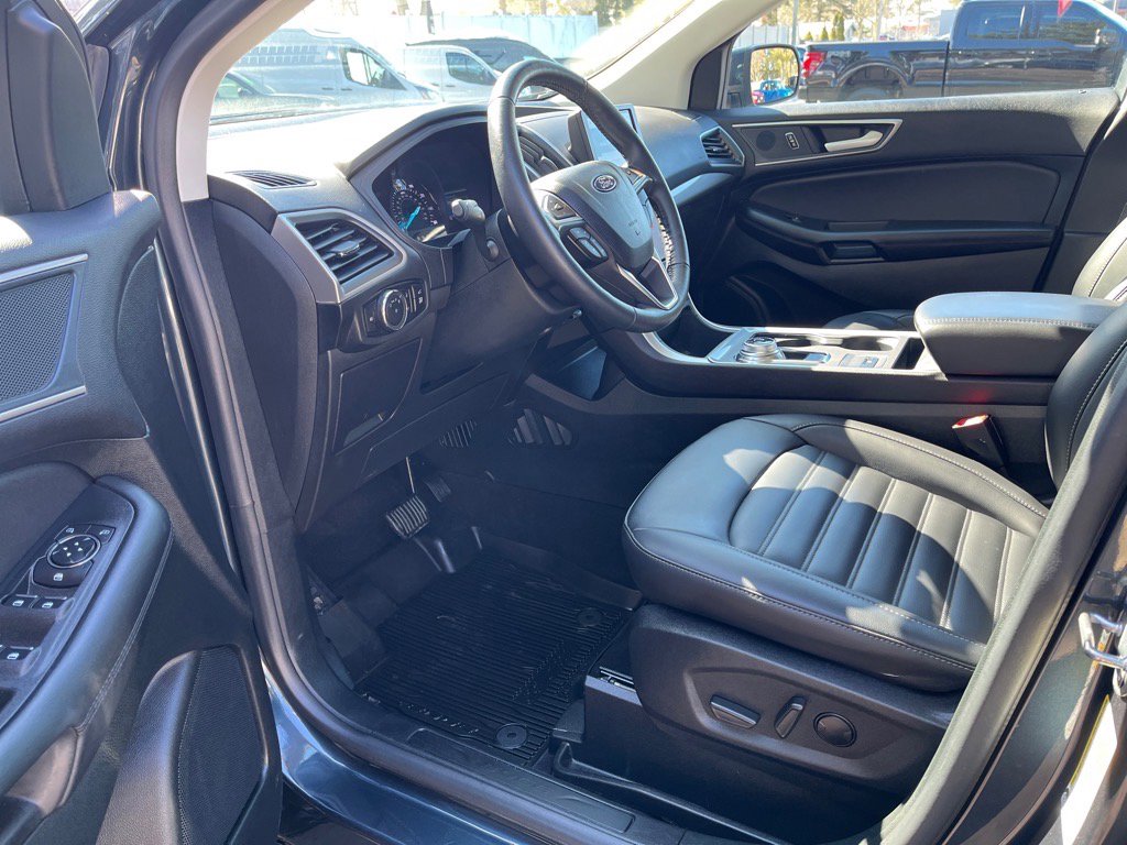 Used 2024 Ford Edge SEL w/ Convenience Package image 9