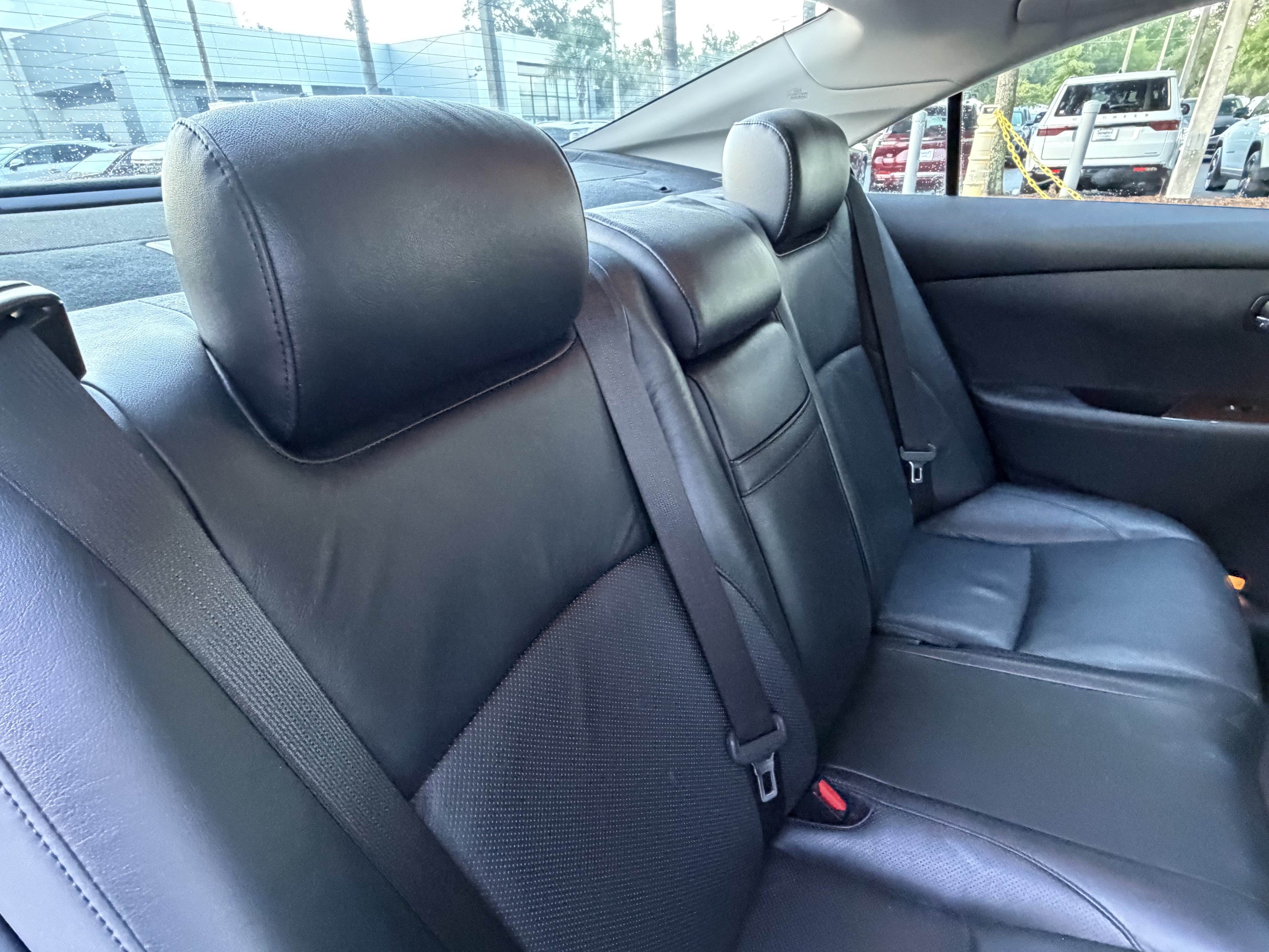 Used 2011 Lexus ES 350 FWD image 40