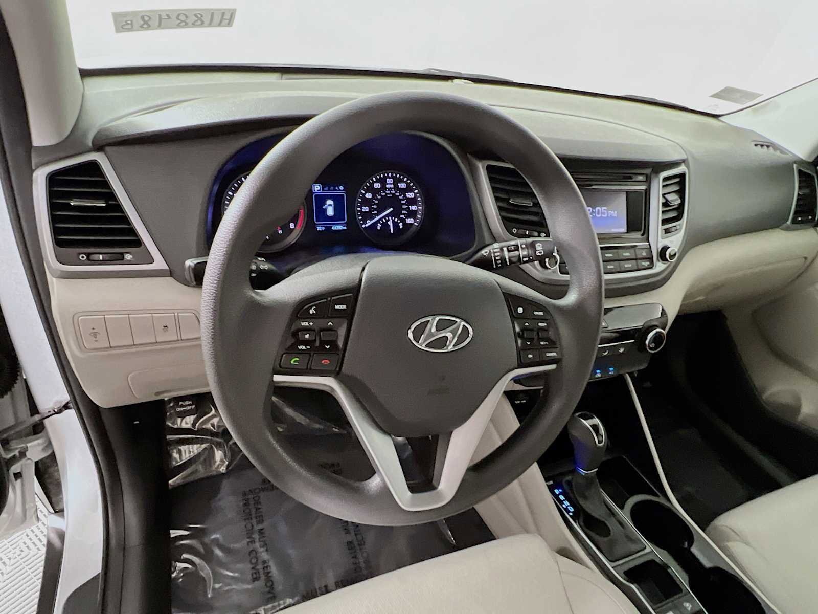 Used 2017 Hyundai Tucson SE AWD/4WD image 11