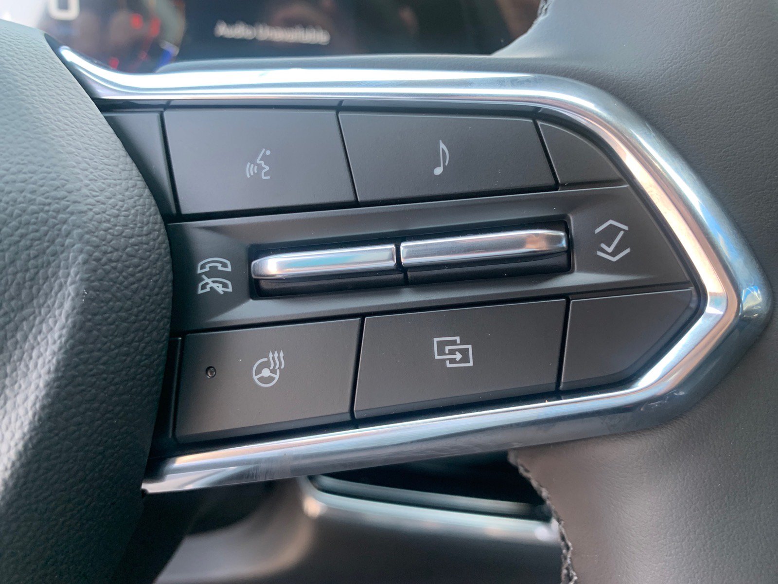 New 2027 Chevrolet Equinox LT FWD image 13