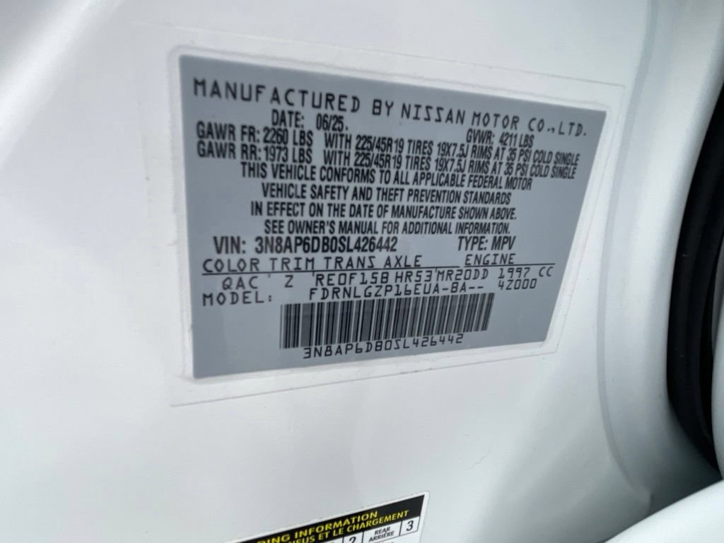Used 2025 Nissan Kicks SR AWD/4WD image 30