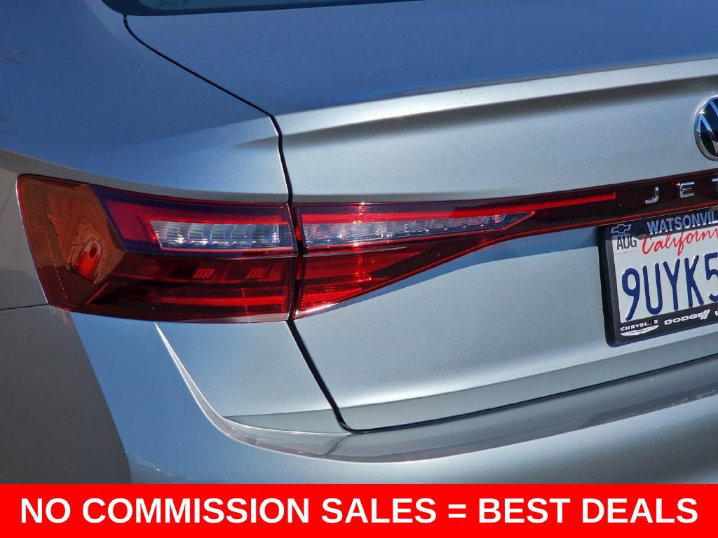 Used 2025 Volkswagen Jetta S FWD image 39
