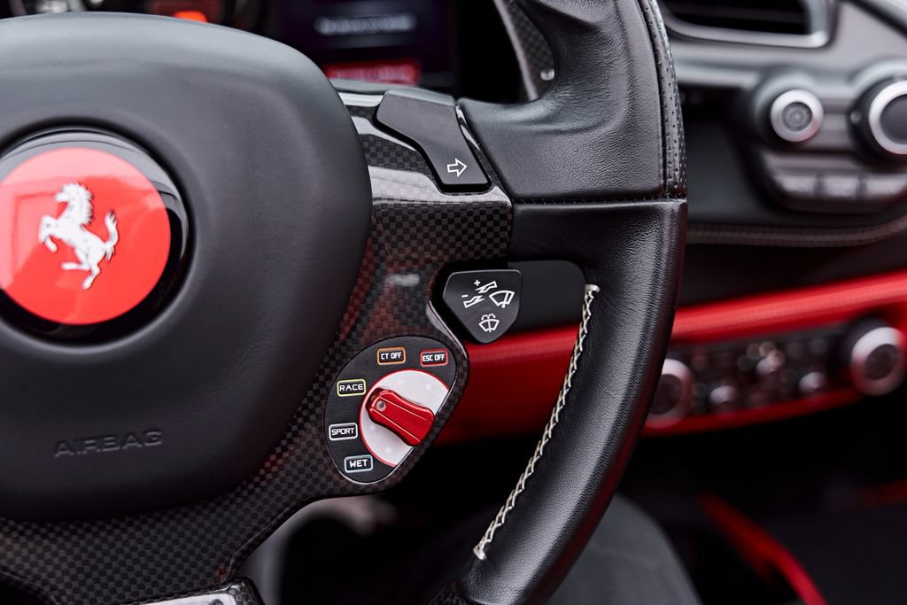 Used 2018 Ferrari 488 Spider RWD image 68