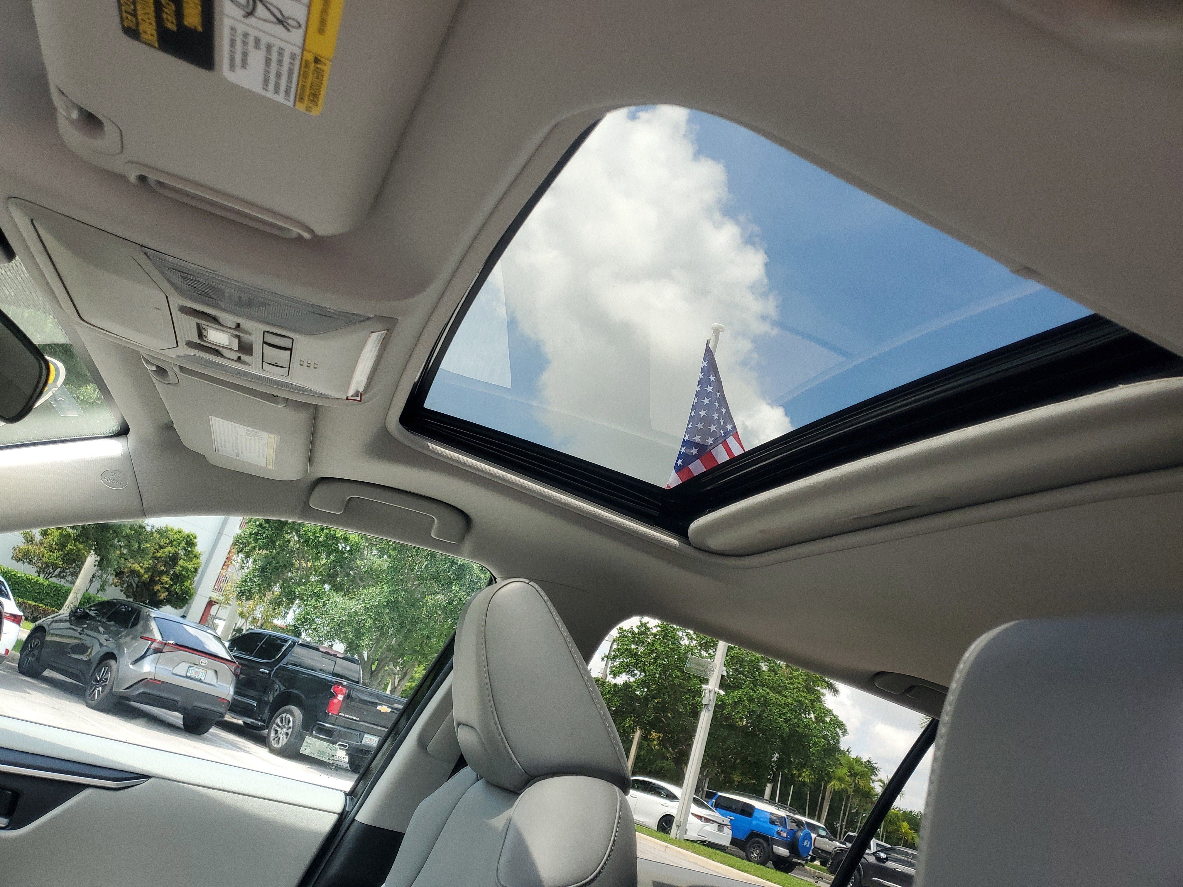 Used 2021 Toyota RAV4 XLE Premium FWD image 19