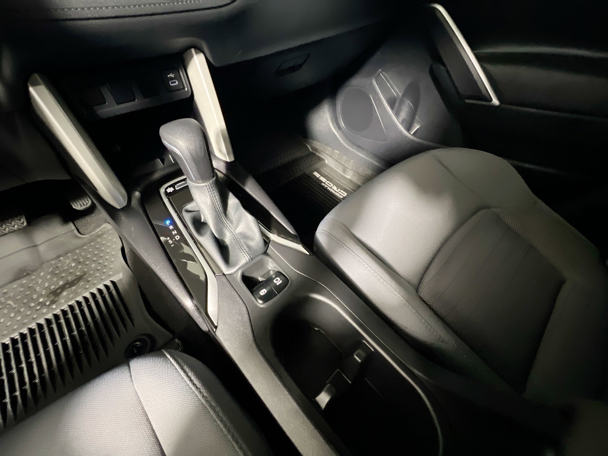 Used 2025 Toyota Corolla Cross AWD Hybrid image 26