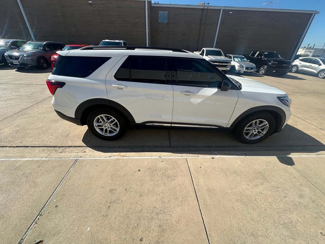 Used 2025 Ford Explorer Active w/ Active Comfort Package RWD video 1