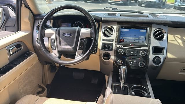 Used 2016 Ford Expedition Limited w/ Equipment Group 301A image 28