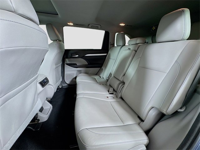 Certified 2018 Toyota Highlander XLE image 27