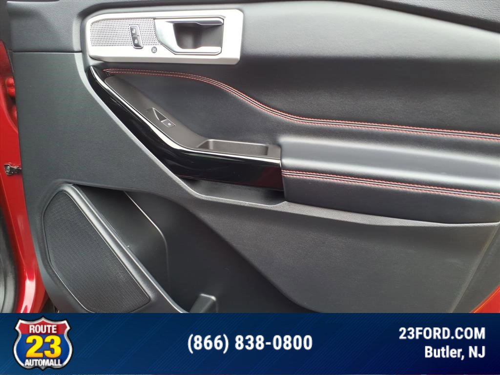 Certified 2022 Ford Explorer ST-Line w/ Class IV Trailer Tow Package image 9