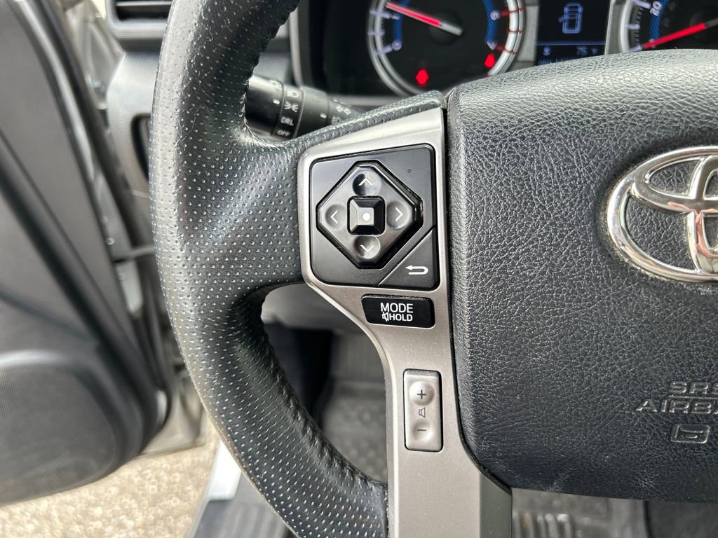 Used 2018 Toyota 4Runner SR5 image 18