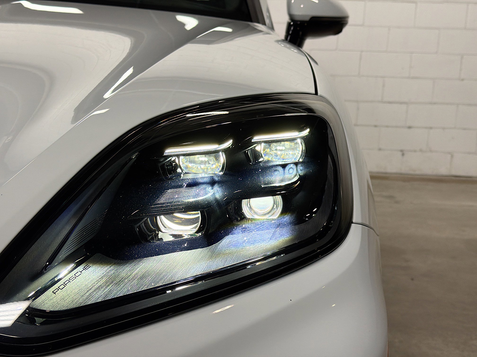 Certified 2025 Porsche Cayenne Turbo image 10
