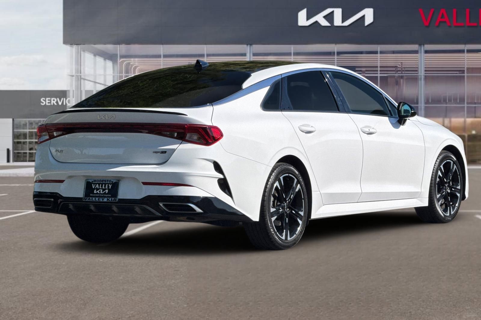 Used 2022 Kia K5 GT-Line w/ GT-Line FWD Premium Package image 4